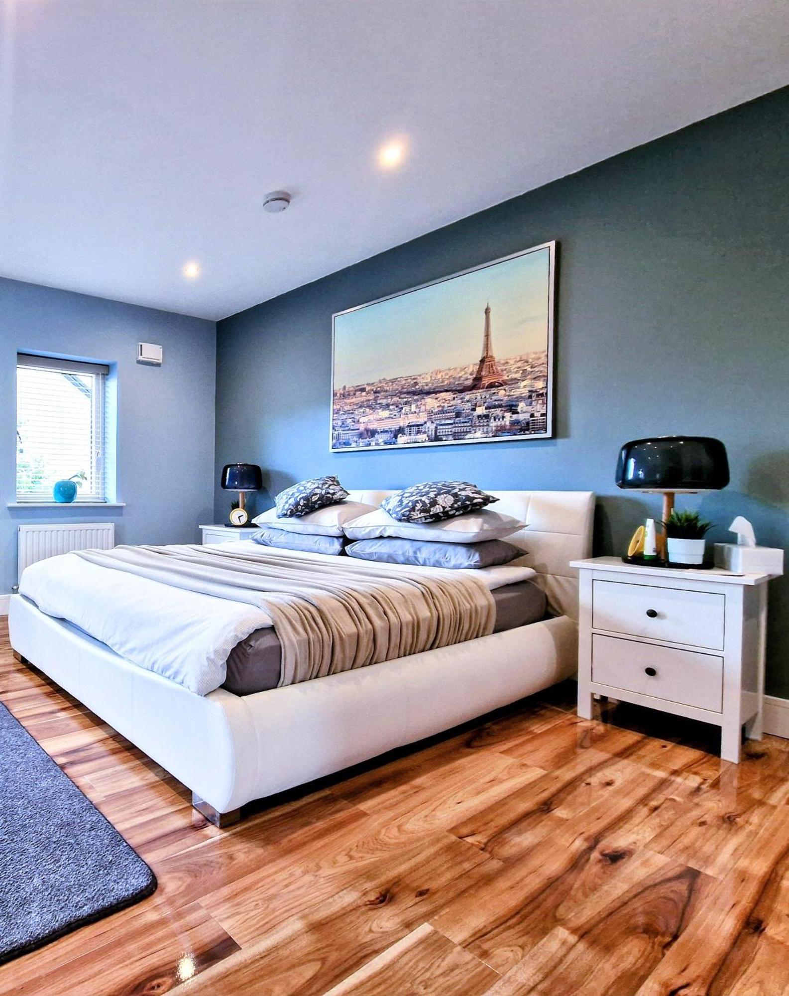 Master Bedroom With Ensuite Lucan Exterior foto